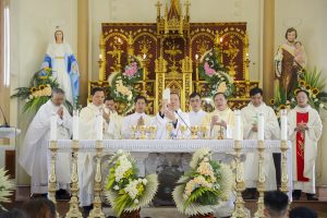 Tân giáo xứ Nhân Khang trong ngày lễ tạ ơn