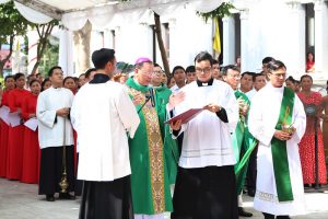 Thánh lễ tạ ơn và làm phép nhà mục vụ giáo họ Lễ Khê